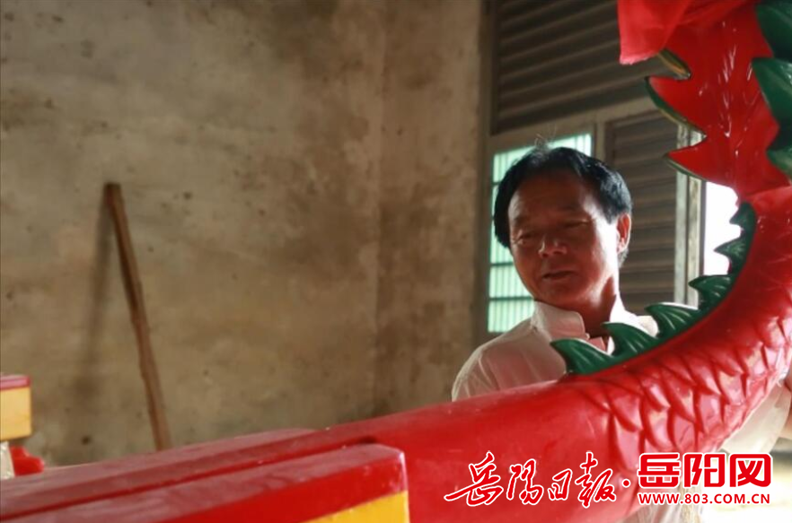 汨罗龙舟制作带活“端午经济”(图3)