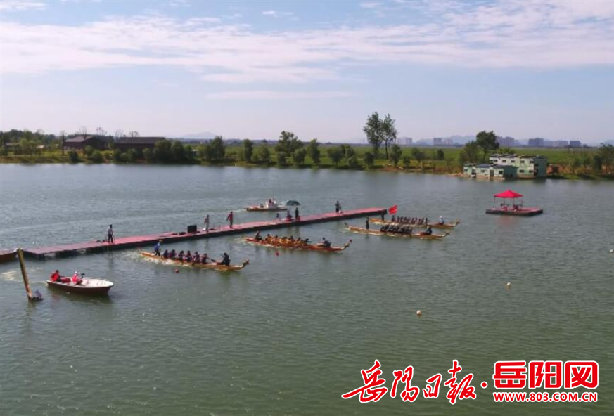 汨罗龙舟制作带活“端午经济”(图1)