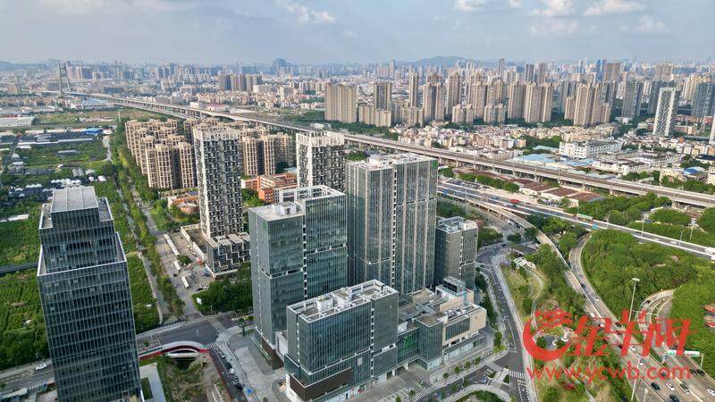 @荔湾街坊2025荔湾工作重点来了！涉及你的“衣食住行”｜聚“荔”新发展⑱(图4)