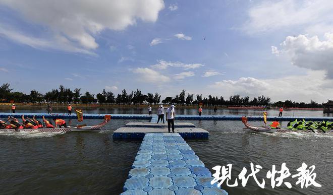 赛龙舟or拔河？传统民俗上演新式玩法(图1)