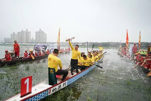连江定海海上龙舟竞赛来了 将持续到端午节(图1)