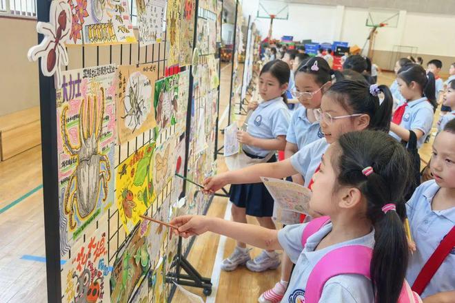 剥毛豆、购物、摇骰、探险闯关这是鼓楼娃的期末无“笔”精彩(图14)
