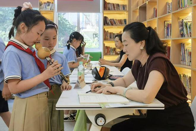 剥毛豆、购物、摇骰、探险闯关这是鼓楼娃的期末无“笔”精彩(图47)