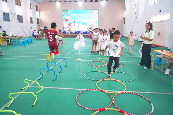 剥毛豆、购物、摇骰、探险闯关这是鼓楼娃的期末无“笔”精彩(图18)