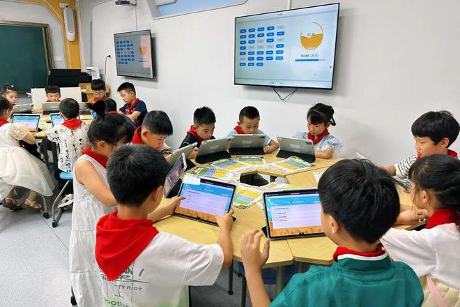 剥毛豆、购物、摇骰、探险闯关这是鼓楼娃的期末无“笔”精彩(图37)