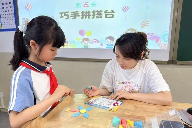 剥毛豆、购物、摇骰、探险闯关这是鼓楼娃的期末无“笔”精彩(图58)