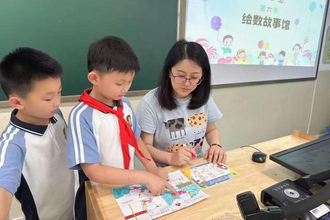 剥毛豆、购物、摇骰、探险闯关这是鼓楼娃的期末无“笔”精彩(图56)