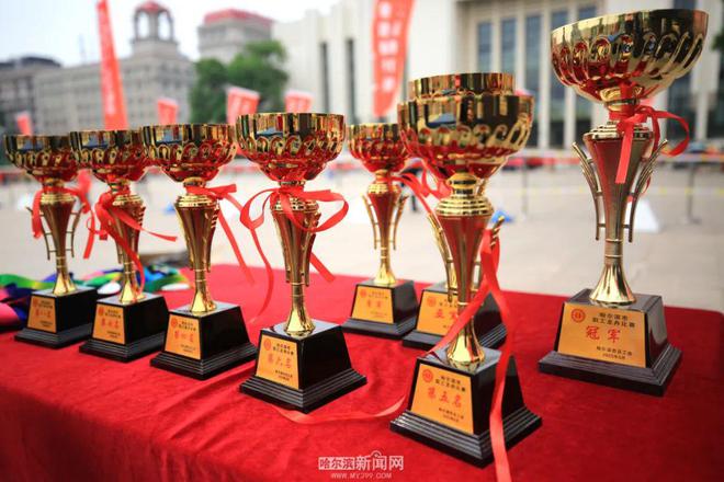 端午龙舟点燃激情夏日｜2025年哈尔滨市职工龙舟比赛活动侧记(图11)