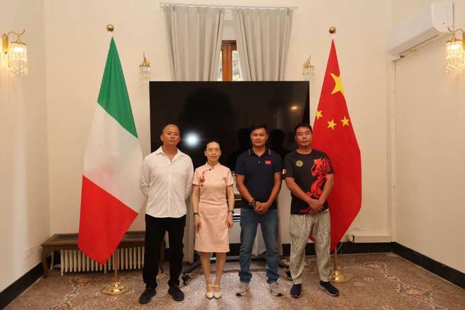 龙舟为媒 文化为桥——拜访总领馆共促文化交流 侨团齐心协力推动龙舟赛事(图8)
