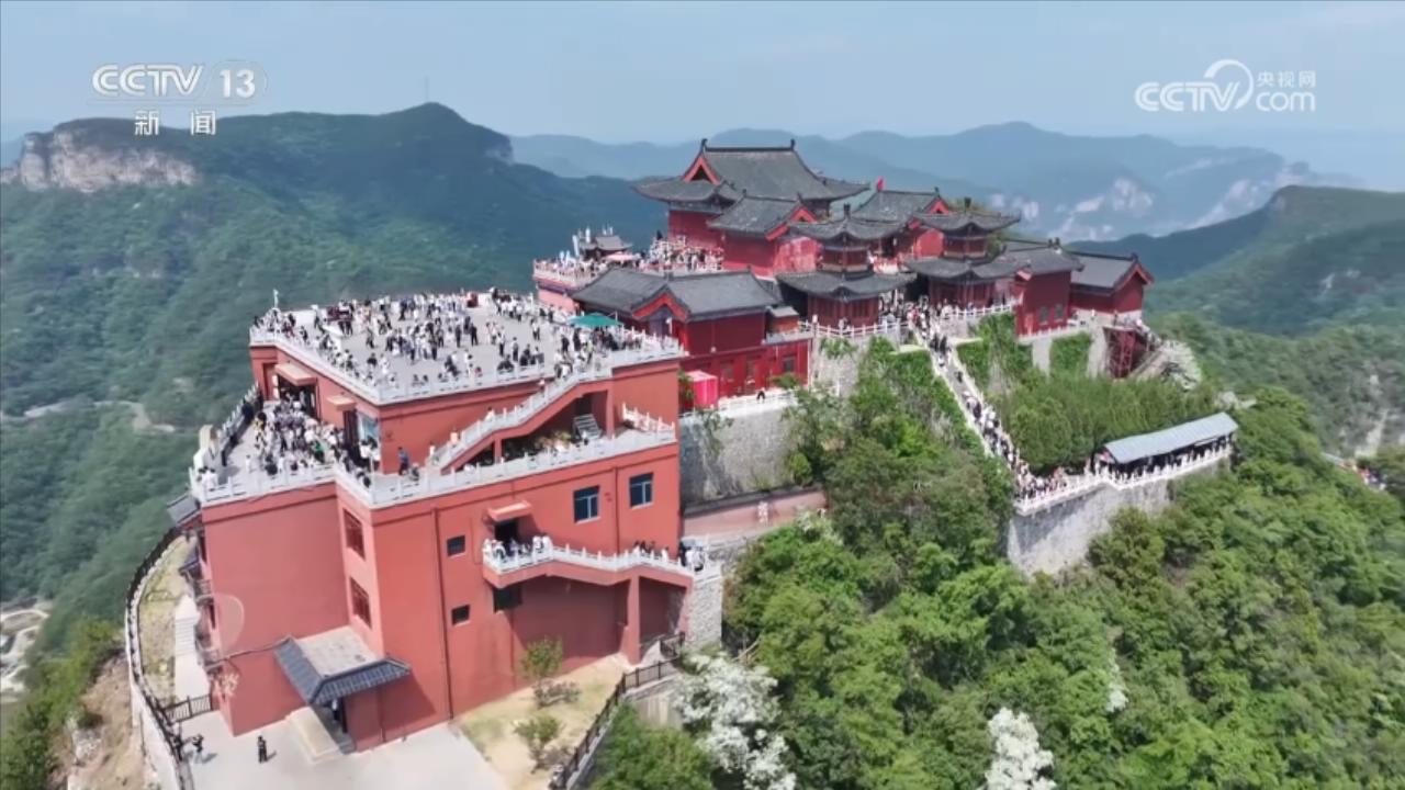 焦点访谈｜激活乡村振兴的“一池春水” 焦作交出“景美、业兴、民富”新答卷(图1)