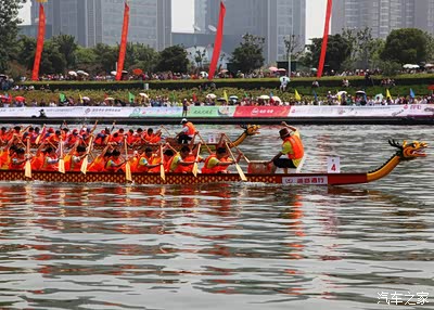 竞渡启幕仙桃两场龙舟赛激情全国赛！
