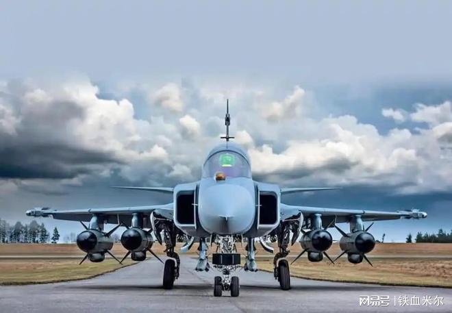 实锤！泰国最终没有购买中国歼10CE而选了瑞典战机有3个原因(图3)