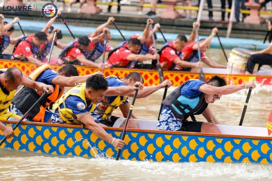 题：这里的村民对手有世界冠军——麻阳龙舟故事之二