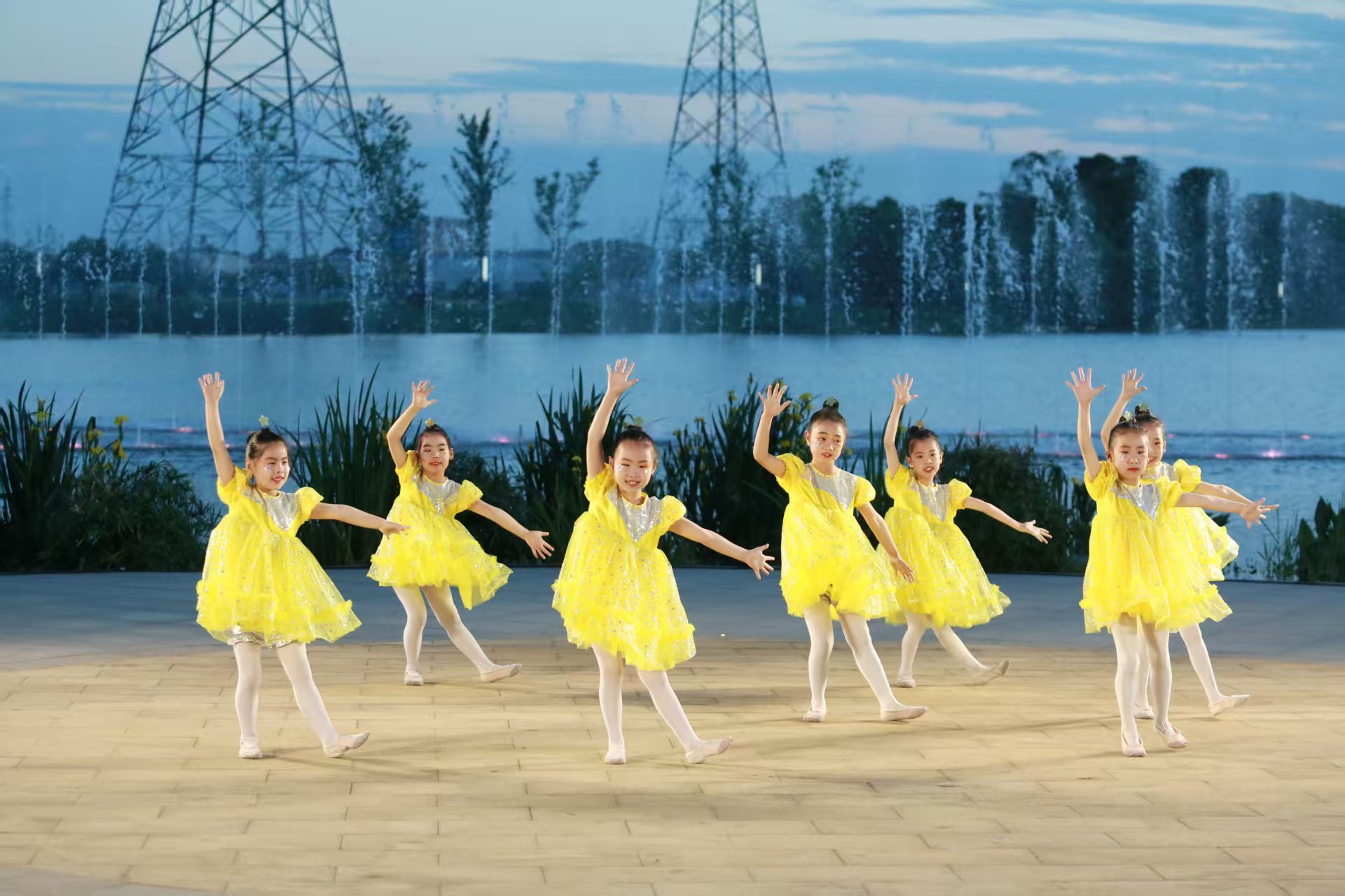 苏州震泽镇：千年丝韵织就的江南明珠(图5)