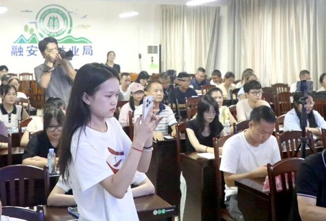 官宣了这场比赛奖金高达70余万元(图3)