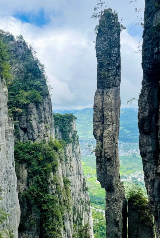 恩施旅游4天3晚跟团游行程攻略恩施旅游纯玩游当地金牌导游电话(图2)