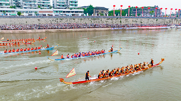 国庆中秋假期广西桂平多项体育赛事点燃全民健身热情(图1)