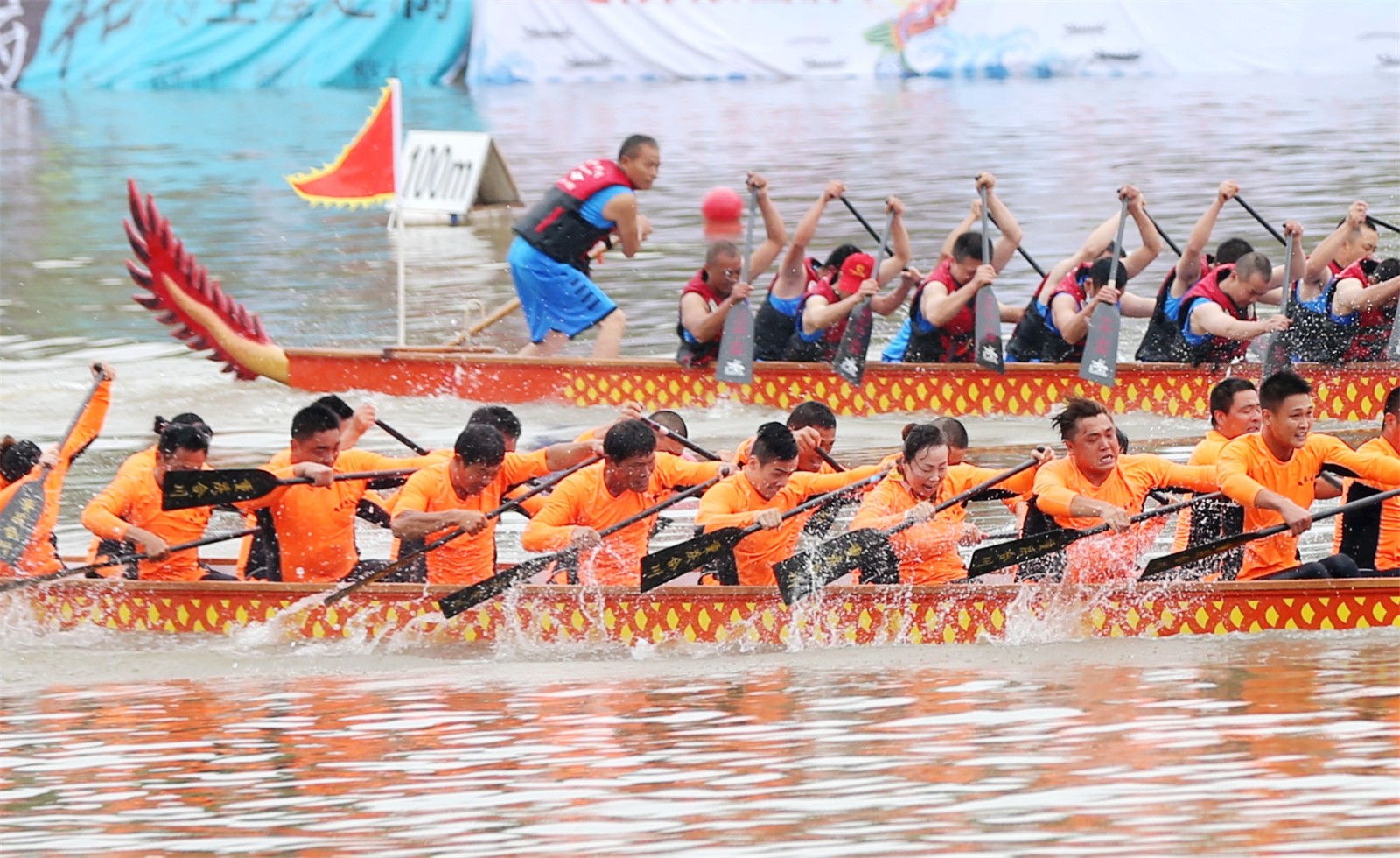 水上竞技 精彩纷呈(图1)