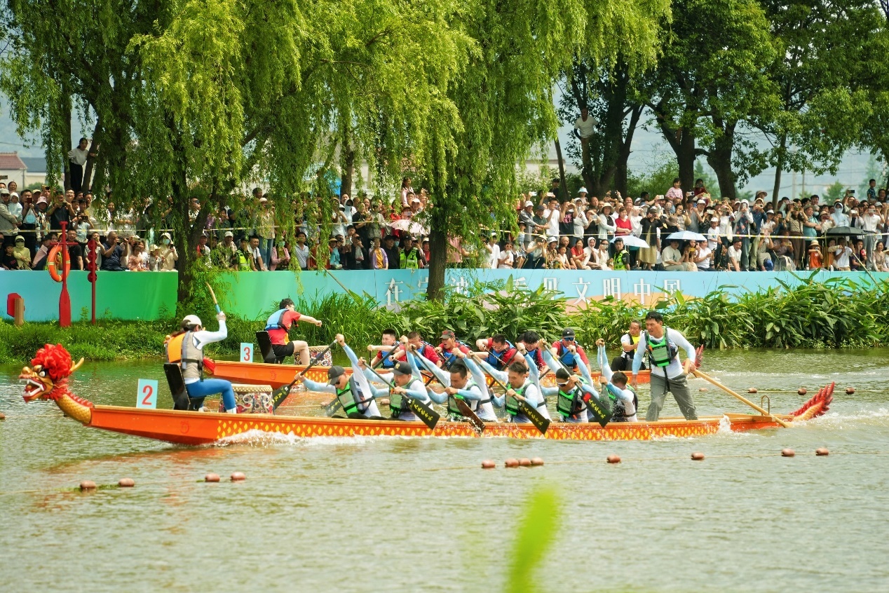 2025“大运河文化带”龙舟城市公开赛（如东站）火热开赛(图1)