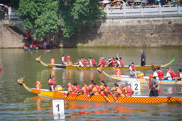 关于举办“七彩云南·运动德宏”2025年体育文化旅游嘉年华龙舟挑战赛的公告