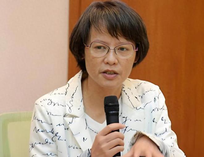 统一台湾后这位中学女教师适合担任省政府新闻办公室主任？(图1)