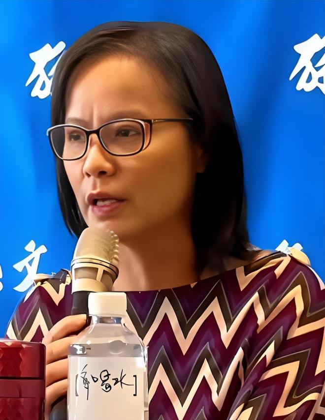 统一台湾后这位中学女教师适合担任省政府新闻办公室主任？(图5)