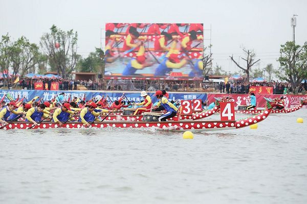 全国龙舟总决赛南海双线告捷！女子队勇夺“大满贯”！(图1)