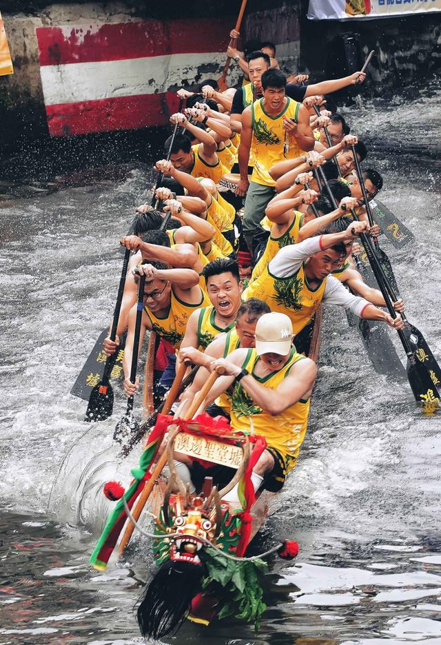 龙舟之乡 力争上游(图1)