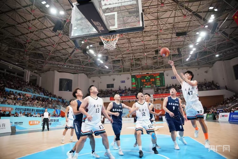 数读中国｜体育经济方兴未艾 赛事流量转化为发展增量(图2)