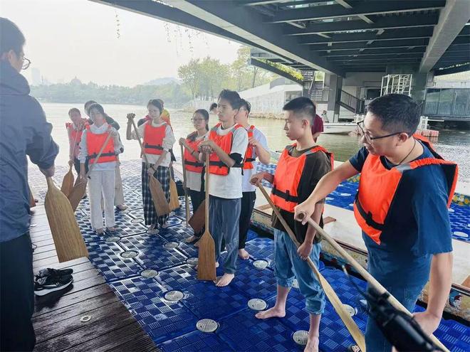 从专业赛场“划”入百姓生活顺德龙舟一桨划出全民健身活力(图2)