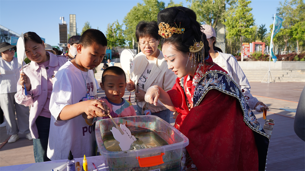 “盛韵国潮·‘粽’享北屯”第十师北屯市端午国潮游园会璀璨启幕(图3)