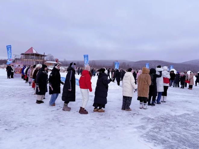 探秘林区冰雪韵 畅享醉美鹤河情——图里河镇冰雪趣味活动精彩启幕(图7)