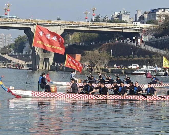 1条江！3项赛事！近千人！昨天的汉江太热闹！(图2)