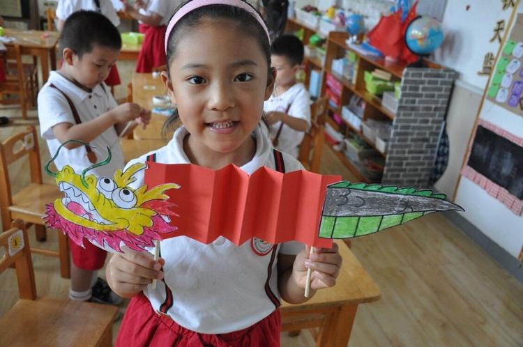 端午节手工——折龙舟教程（详细）(图1)