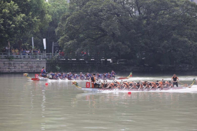 2026国考国家移民管理局直属机构公务员面试公告(图1)