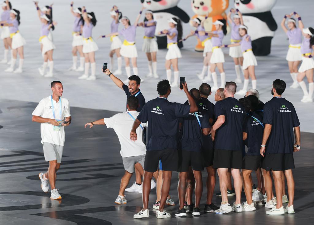 体育时评：启梦想无限 展气象万千(图7)