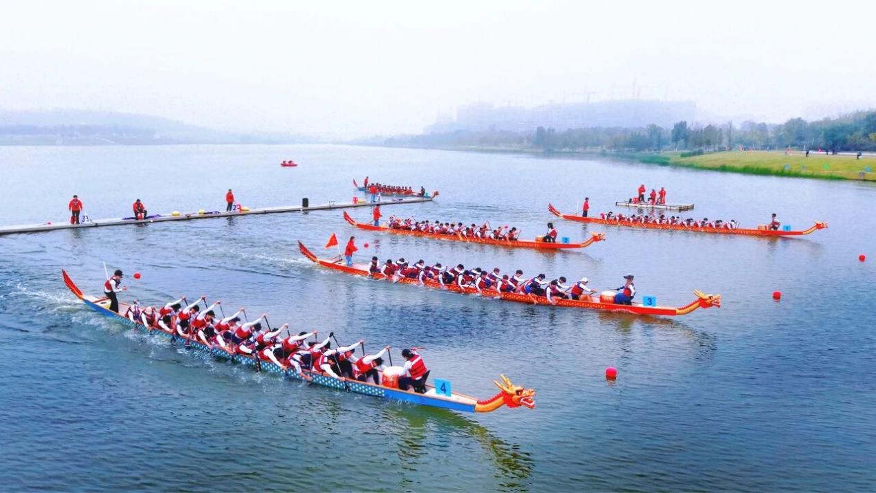 段永平最新发声：开特斯拉已是我的首选投资它基本靠蒙(图1)