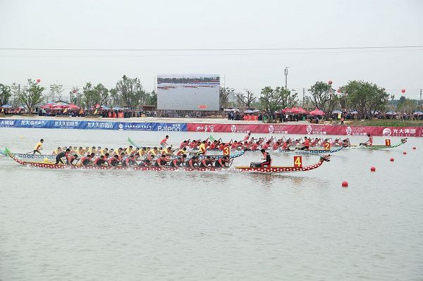 春节不让燃放烟花爆竹是谁在毁掉我们的传统节日？