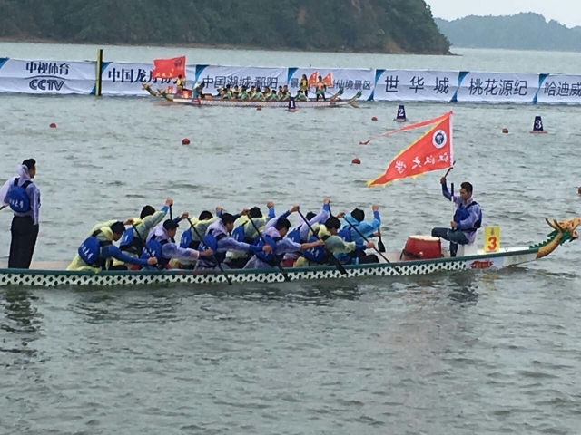 9岁杀入世界前八把同龄对手打哭林丹放弃福建豪宅陪儿子在西班牙吃年夜饭