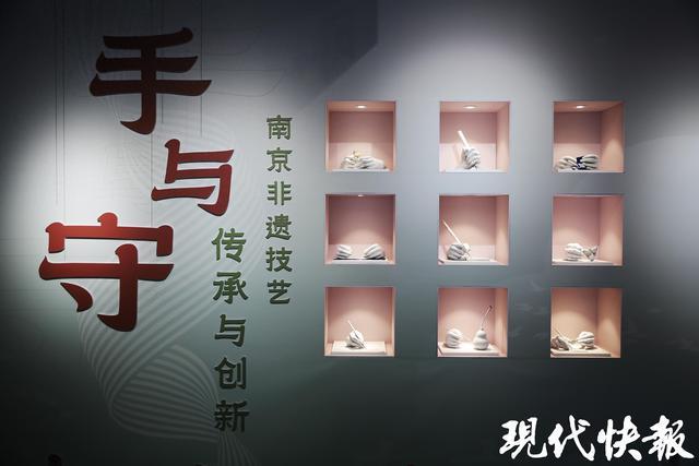 495克西汉素纱禅衣复制件、竹刻《富春山居图》……南京市民俗博物馆这场非遗年度大展有看头