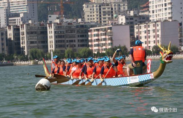 CBA、灯光秀、赛龙舟……十二师的这个冬天“超燃”！(图1)