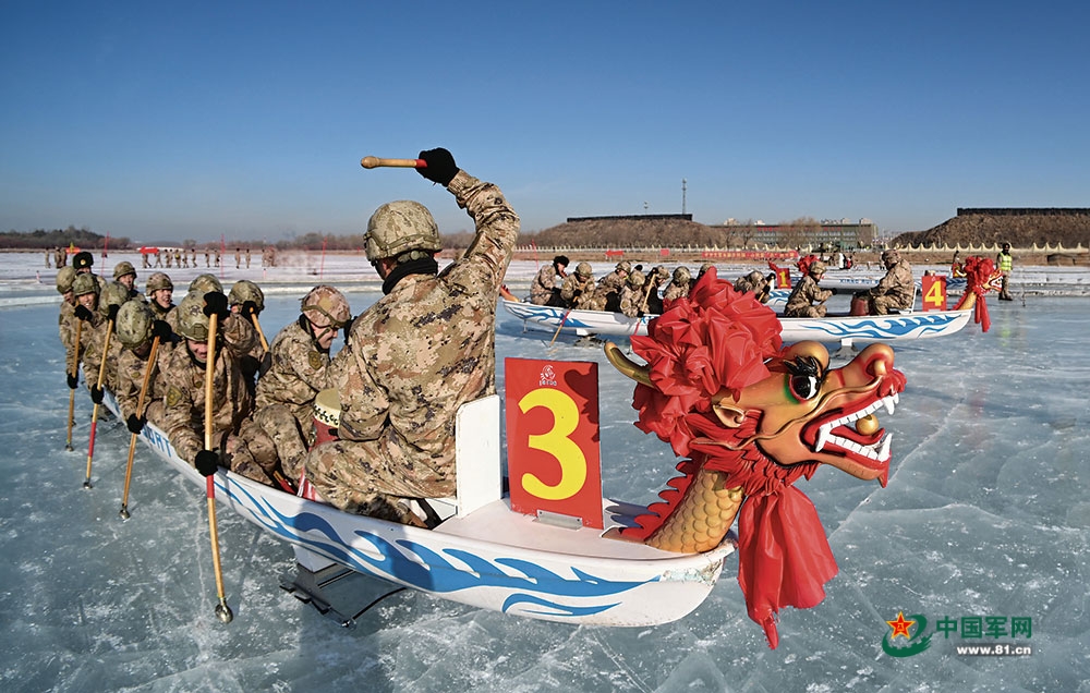 军事体育丨冰雪赛场也是练兵场(图1)