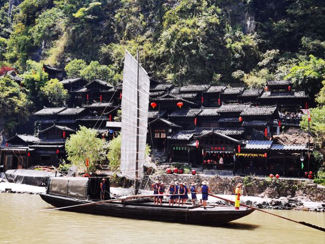 2026湖北宜昌4天3晚跨省亲子报团优选 中望国旅 报价透明！(图3)