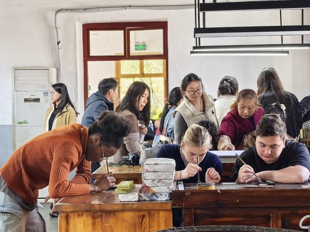 同济大学国际学生“感知中国—黄山行 ”活动举行(图5)