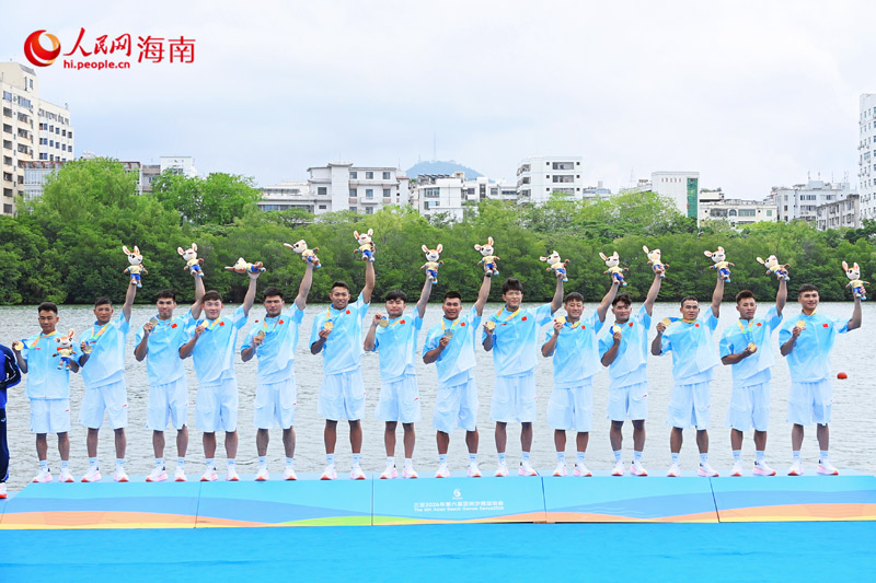 中国男队首获亚沙会龙舟金牌