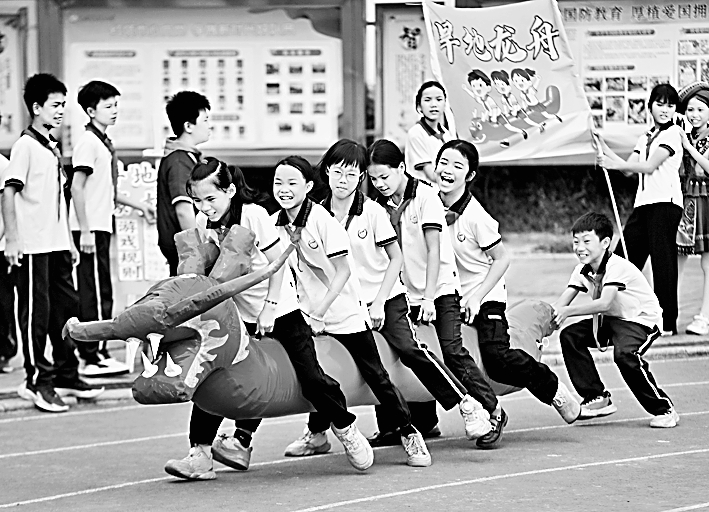 赛龙舟打破地域限制(图1)