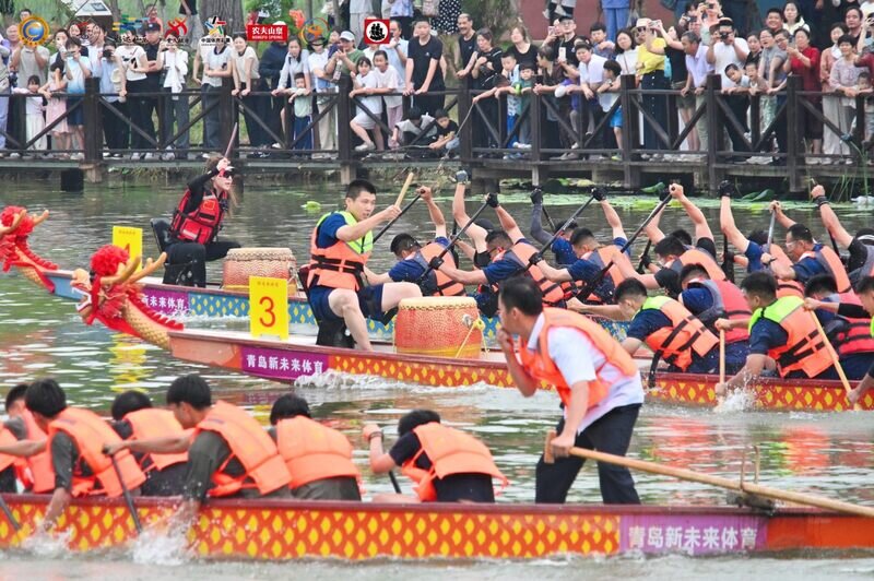 鼓声激浪迎端午文旅盛会启新章——“龙马奔腾舟行万里”2026年全国龙舟大联动活动“好运山东”黄河口龙舟赛暨山东省沿黄九市赛盛大开幕(图2)